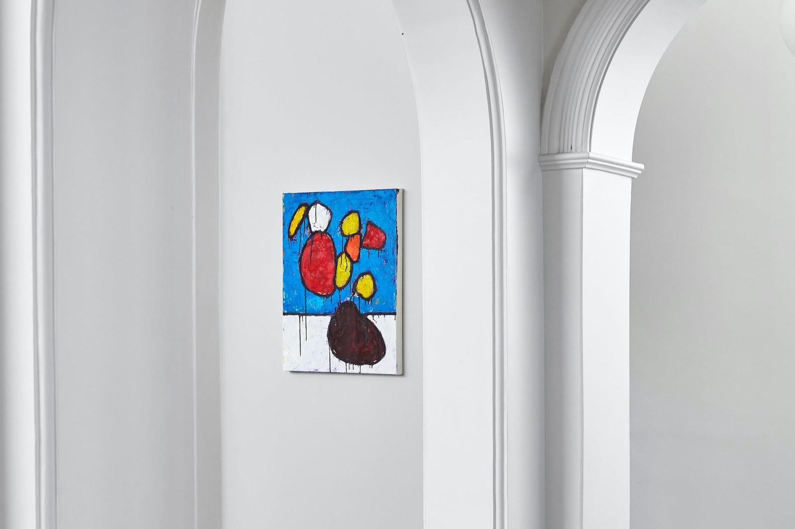 How to Hang Artwork: A Complete Guide to Placement, Height and Light
